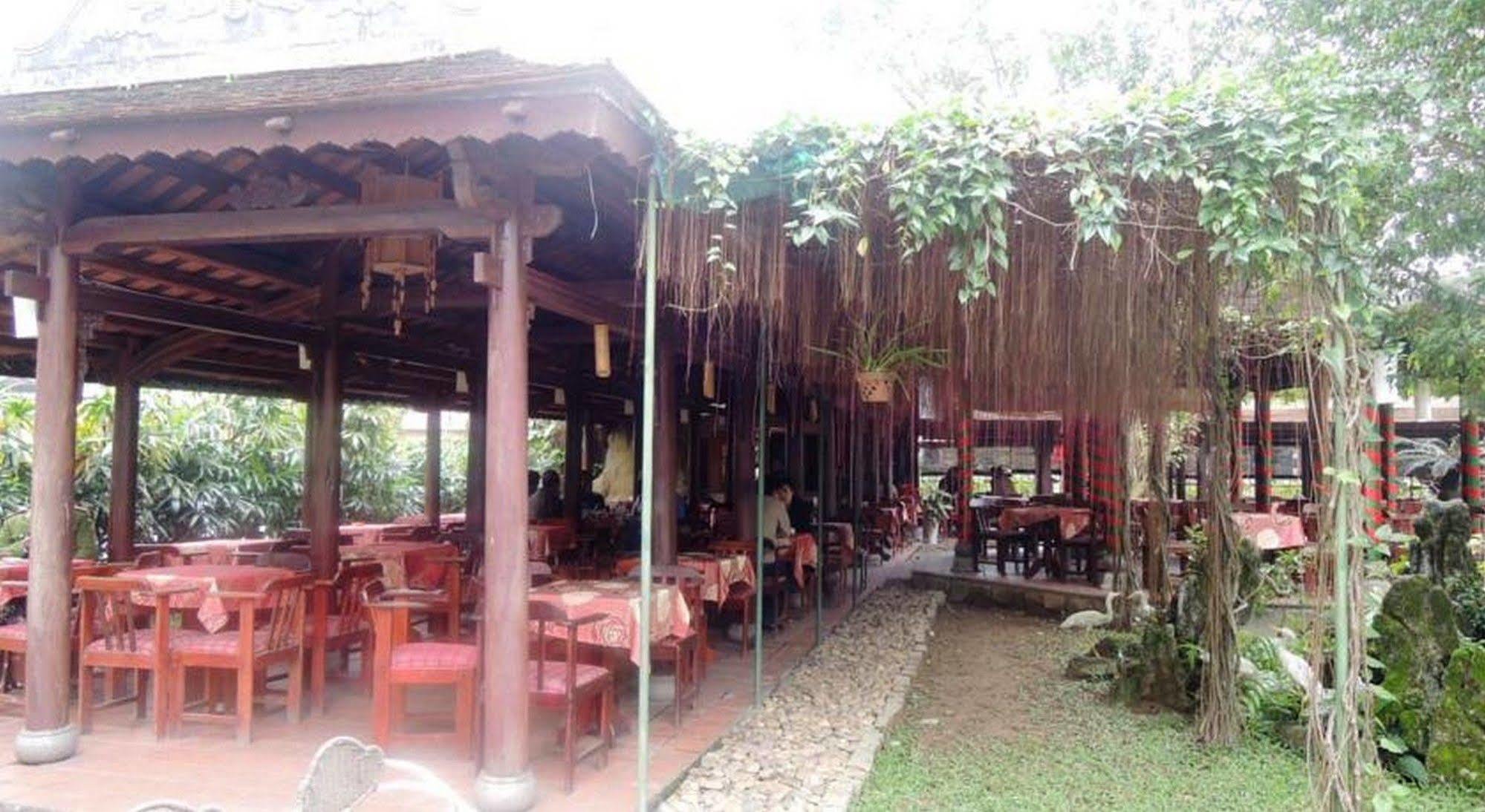 Thanh Noi Hotel Hue Exterior foto