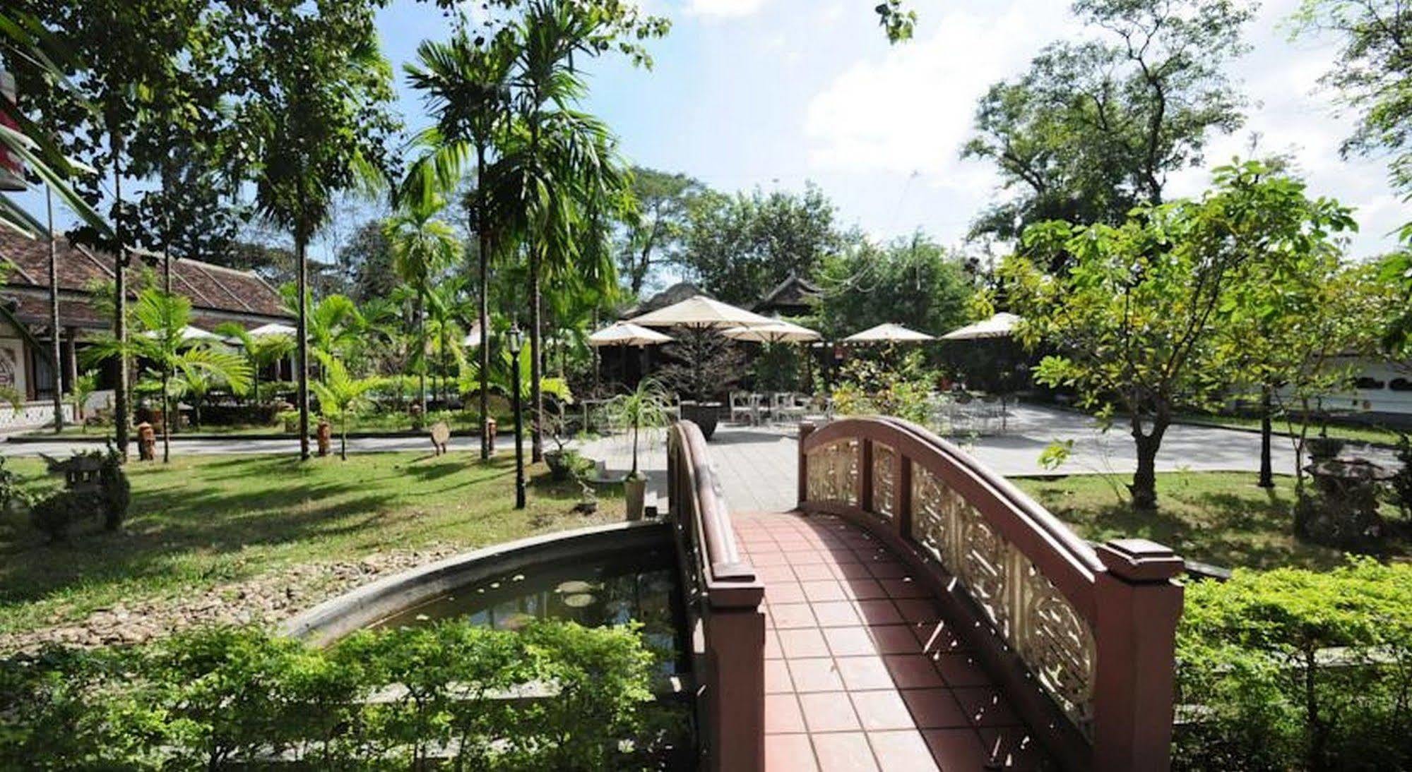 Thanh Noi Hotel Hue Exterior foto