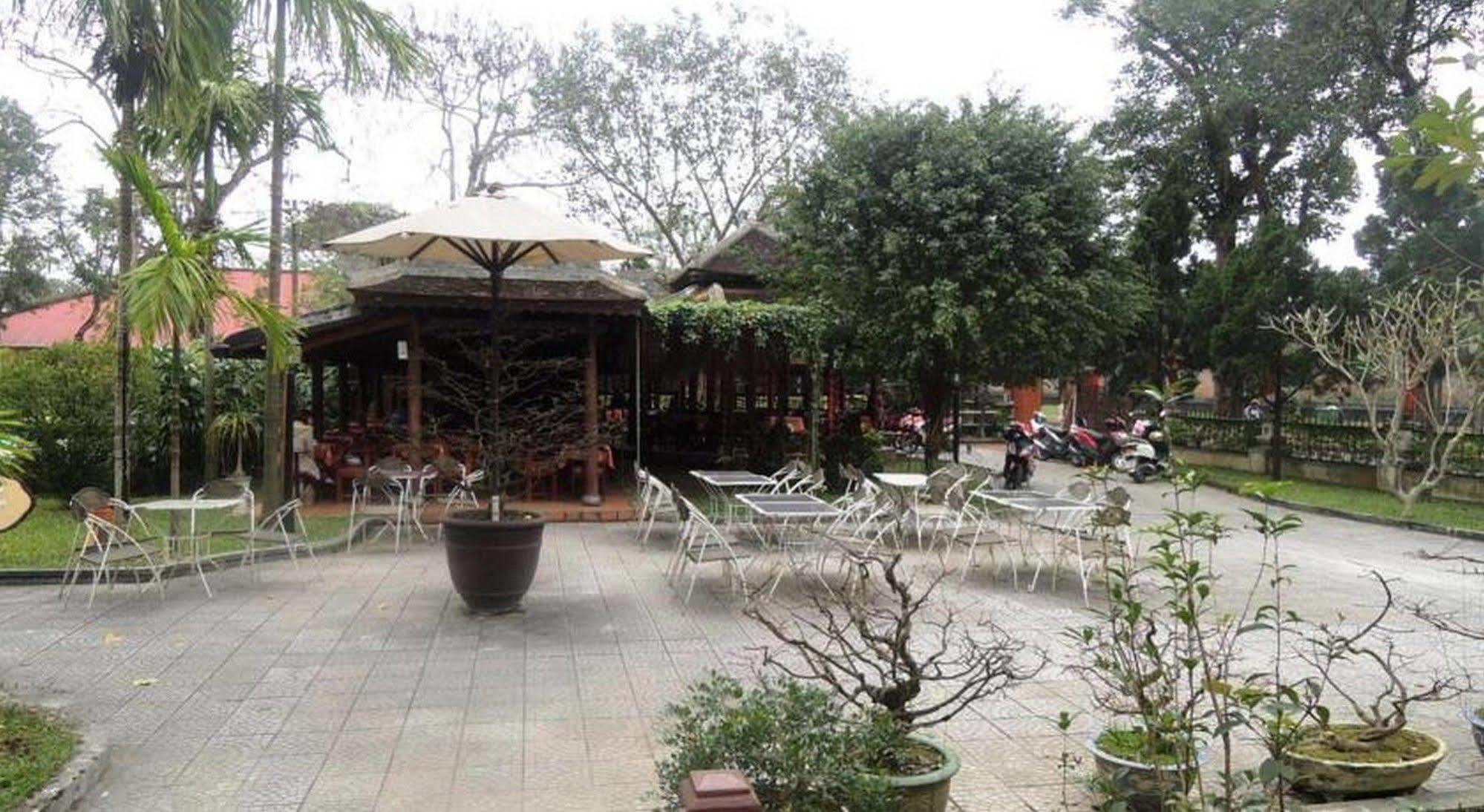 Thanh Noi Hotel Hue Exterior foto